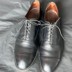 Allen Edmonds Classic Leather Dress Shoe